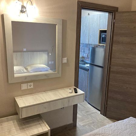 Thealos Rooms Vourvourou Luaran gambar